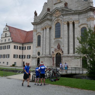 056 während wir die Basilika besuchen